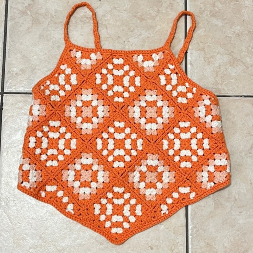 Forever 21 Crochet Granny Square Crop Top XS Handkerchief Backless Festival Boho